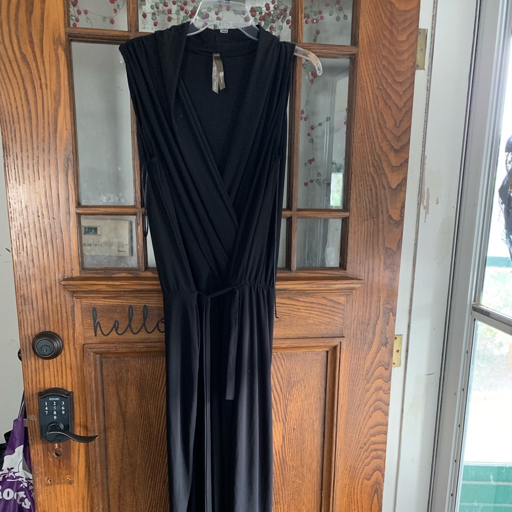 Black Sleeveless Jumpsuit